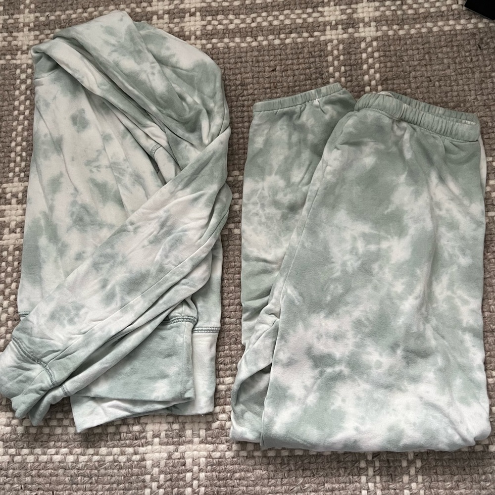 Offline by Aerie Sweatsuit